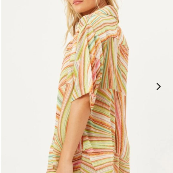 Frankies Bikinies Fifi Sustainable Button Up Shirt - Picture 3 of 6